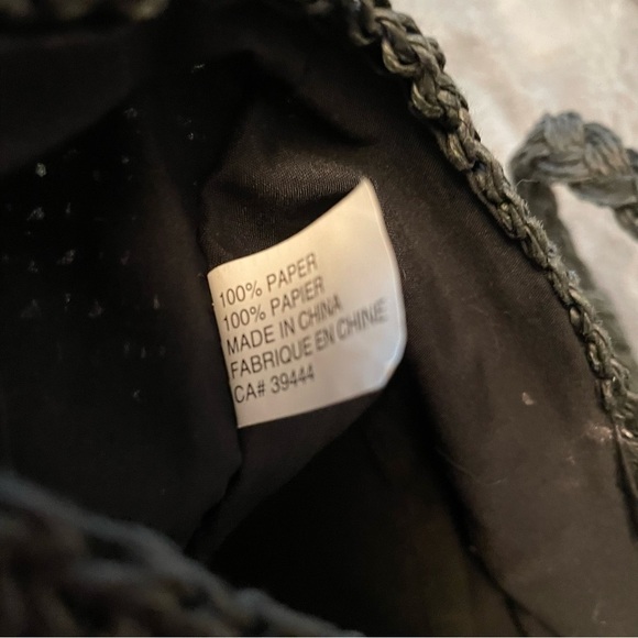 Vintage Women's Black, Green& White Crocheted Woven Paper Sun Hat. Circa 1990s. - Picture 4 of 5